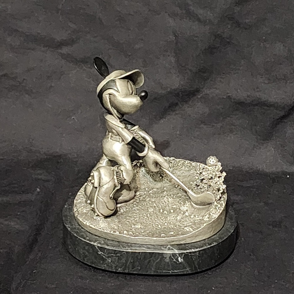 Mickey's Country Club" series by Chilmark MOUSE TRAP 258/950